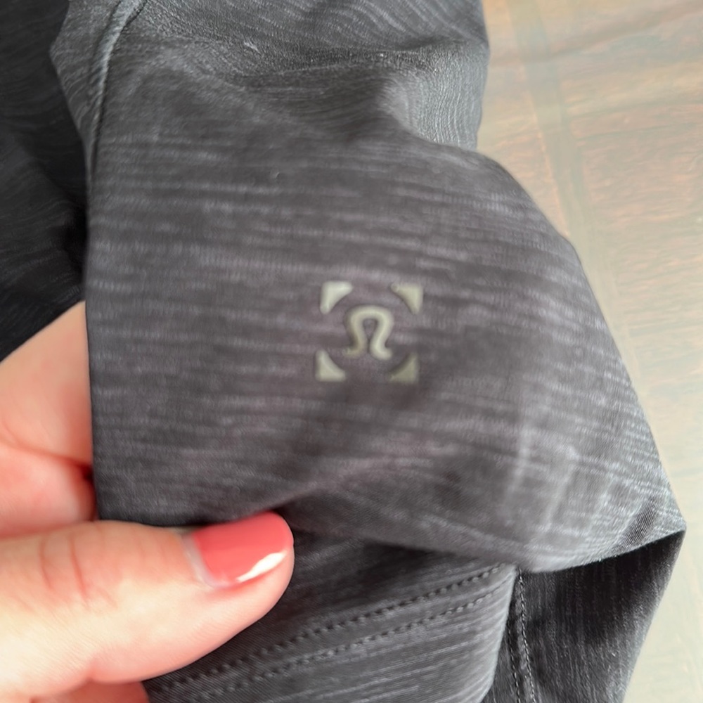 Men 7 inch shorts. Tag removed